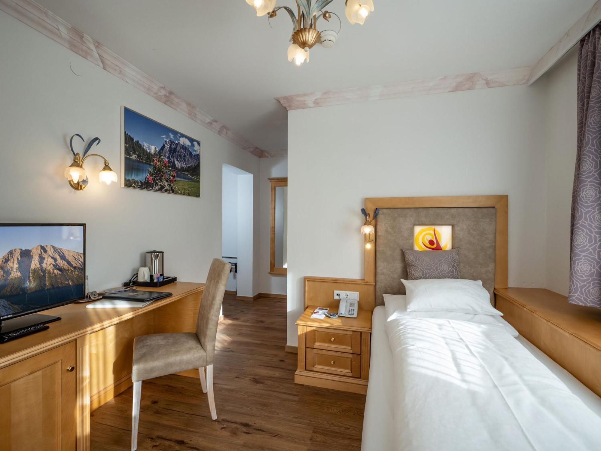 Alpenhotel Karwendel -Adults Only- Leutasch Exteriér fotografie